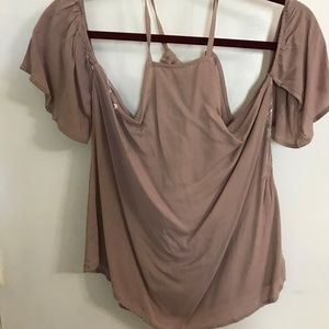 Cold shoulder top in small Pinkish beige